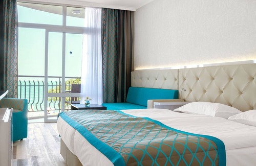 Golden Sands Resort | Indulge at Sentido Hotel Marea - All Inclusive 4-Star Retreat