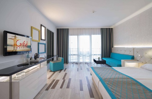 Golden Sands Resort | Indulge at Sentido Hotel Marea - All Inclusive 4-Star Retreat