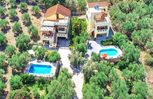 Apokoronas Villa | Experience Sentido Maxima Villa with Private Pools & Spa