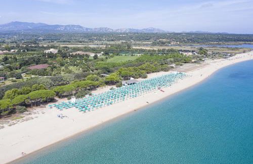 Orosei Hotel | Idyllic Sentido Orosei Beach: Oceanfront Retreat Awaits
