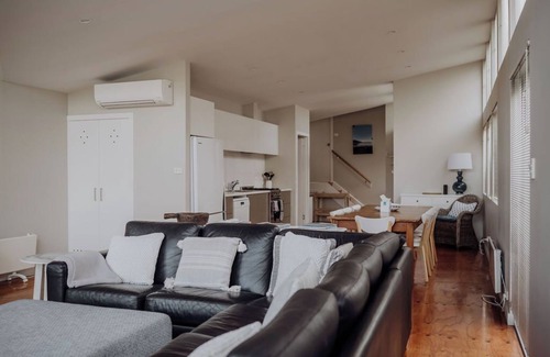 Coles Bay House | Sentinel at Freycinet