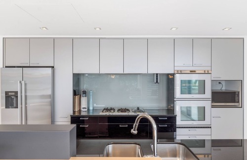 Auckland House | Relaxing Family Getaway at Sentinel Beach House, Auckland