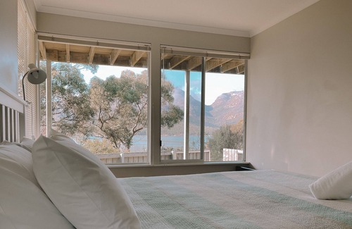 Coles Bay House | Sentinel on Florenece