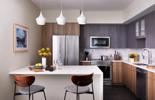 LoDo Hotel | Elegant Stay at Sentral Union Station - Pet Friendly & Pool