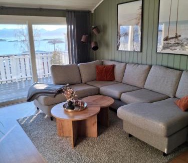 Molde Apartment | Prime Location Near City Amenities and Family-Friendly Stays