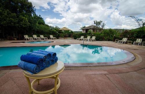 Ololaimutiek Cabin | Relax at Sentrim Mara Lodge with Oceanfront Views & Spa