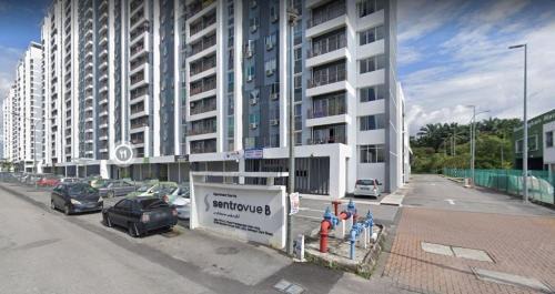 Ijok Apartment | Inviting Sentrovue B Pink House: Pool & Family-Friendly Stay