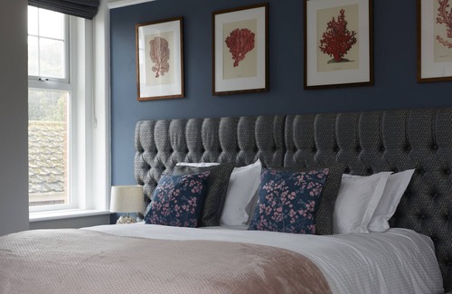 Totland Bay House | Experience Sentry Mead: Family-Friendly Stay with Dining