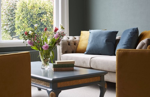 Totland Bay House | Experience Sentry Mead: Family-Friendly Stay with Dining
