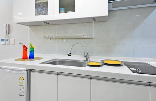 Jungmun House | Family-Friendly Seogwipo Daepyeong Olleh Pension - Rated 9.6