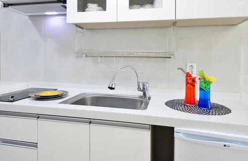 Jungmun House | Family-Friendly Seogwipo Daepyeong Olleh Pension - Rated 9.6