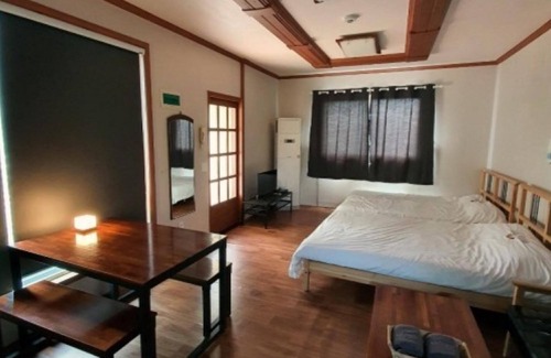Seosan House | Eco-Friendly Seosan Badasarang Pension Town with Pool