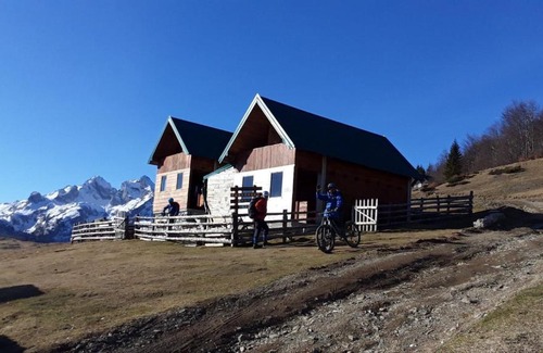 Montenegro House | Cozy Seosko domaćinstvo 2 Komovi: Family-Friendly Getaway