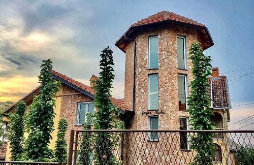 Central Serbia Apartment | Pet-Friendly Retreat at Seosko Turističko Domaćinstvo Jagor