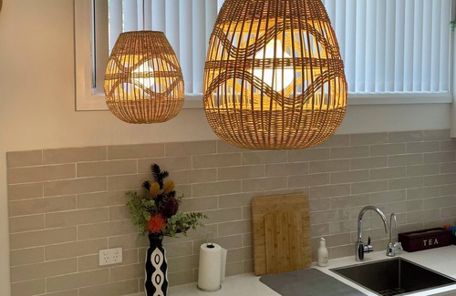 Normanhurst Cottage | Newly Built 2-Bedroom Dwelling with Family-Friendly Amenities