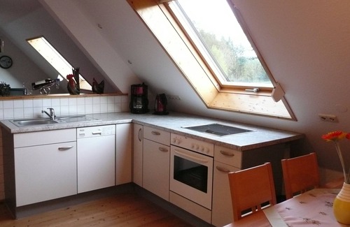 Bodnegg House | Cozy Cottage for 2 with Ocean View & Child-Friendly Amenities