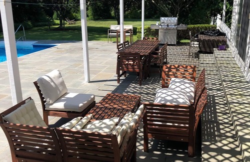 Remsenburg House | Premier Hamptons Retreat with Heated Pool & Tennis Court