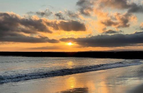 Costa de Caparica Apartment | September Surprise Limited Deal for Sept 4