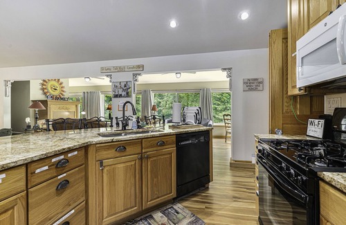 South Haven House | Family Getaway: Enjoy Poolside Fun and Ocean Views!