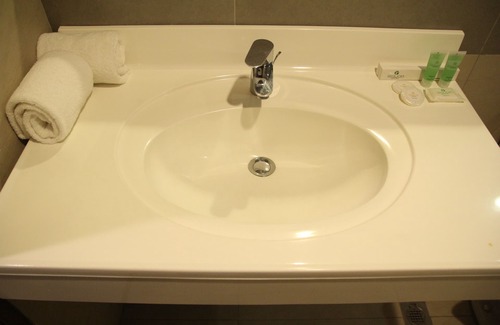 South Triangle Hotel | Comfortable Sequoia Hotel in Quezon City - Family Friendly