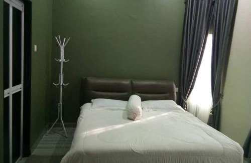 Kampung Alor Senggut House | Discover Serantau Mayang: Family-Friendly Retreat Awaits