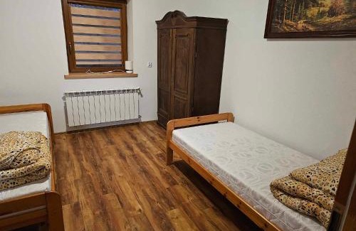 gmina Krempna House | Experience Serce Beskidu Niskiego in Myscowa - Child Friendly Stay