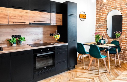 Wroclaw Old Town Apartment | Discover Serce Wrocławia: Cozy Stay for Pet Lovers