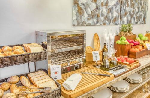Casco Viejo Hotel | Pet-Friendly Sercotel Arenal Bilbao with Breakfast & Family Perks