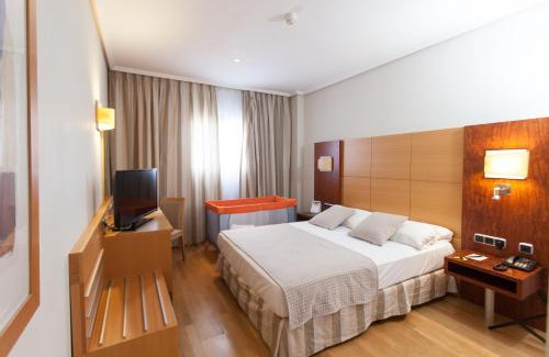 Almeria Hotel | Comfort Meets Convenience at Sercotel Gran Fama Hotel