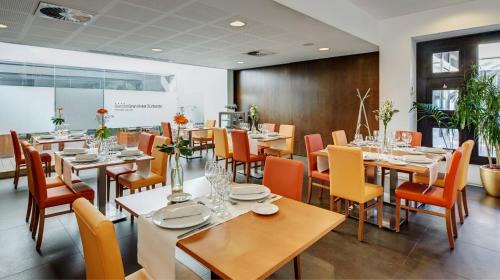 Badajoz Old Town Hotel | Discover Sercotel Gran Hotel Zurbarán: 4-Star Family Retreat