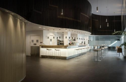 Badajoz Old Town Hotel | Discover Sercotel Gran Hotel Zurbarán: 4-Star Family Retreat