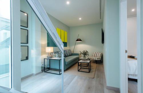 San Gil Apartment | Experience Sercotel Sevilla Guadalquivir Suites: 4-Star Comfort