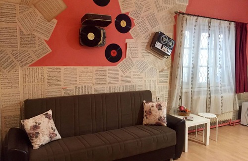 Sofia City Center House | Budget-Friendly Serdika Rooms with Breakfast & Accessibility