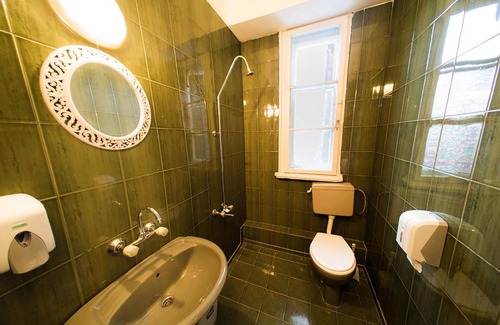 Sofia City Center House | Budget-Friendly Serdika Rooms with Breakfast & Accessibility