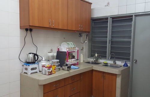 Seremban House | Cozy Homestay in Seremban Town with Private Pool Amenities