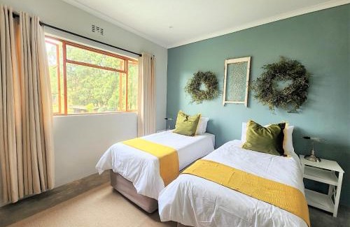 Nottingham Road House | Relax at Serena Cottage: Family-Friendly Retreat with High Ratings