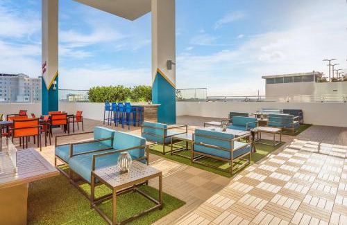 Ojus Hotel | Discover SERENA Hotel Aventura: Oceanfront Bliss Awaits
