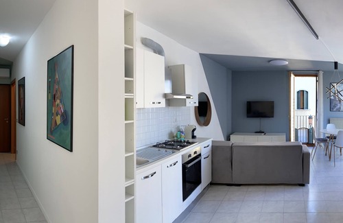 Molina Apartment | Pet-Friendly Serendipity Apartment in Venice - Guest Rated 10/10
