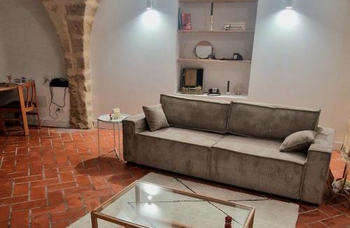 Loupian Apartment | Serendipity