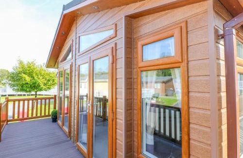 Narberth House | Discover Serendipity: 5-Star Stay for Families & Pets