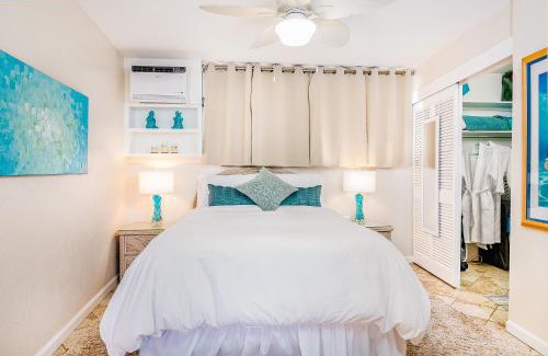 Maili Apartment | Oceanfront Escape at Serendipity on the Moana - Rated 9.7