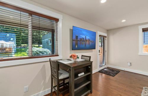Highline Apartment | Serene 1 Bdrm, 1 Bath Apartment