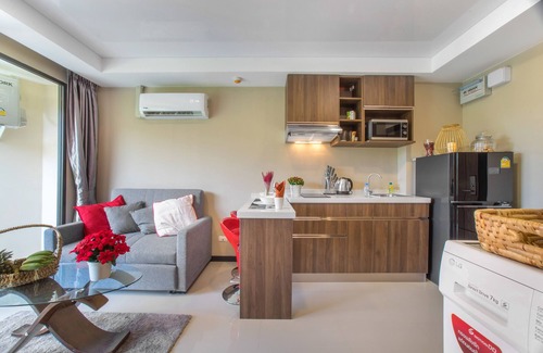 Nai Harn Apartment | Serene 1BR Retreat Near Nai Harn Beach S402