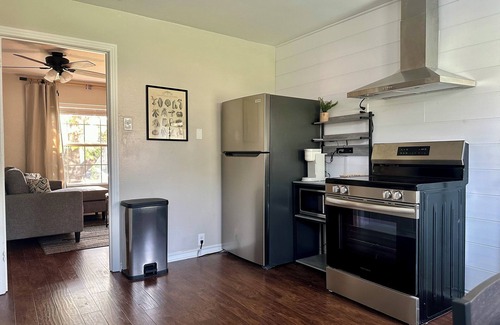 Temple House | Serene 2-bedroom house 4 min from Baylor Scott and White Hospital