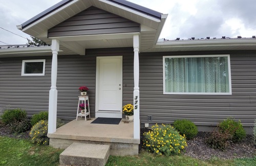 Indiana House | Serene 2-bedroom house in Indiana.