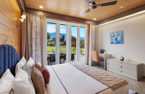 Palampur Villa | Serene 2BHK with Garden and Hilltop Jacuzzi