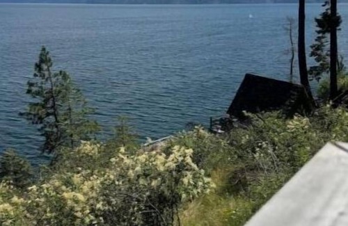 Sagle Cabin | Serene 3-bedroom cabin in Sagle