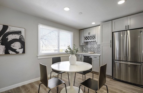 Highlands House | Relaxing 4BR Pet-Friendly Getaway for Families in Denver