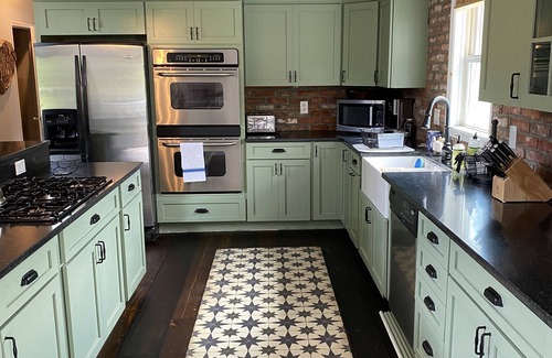 West Saugerties House | Family-Friendly Mountain Retreat with Pool and Spa Amenities