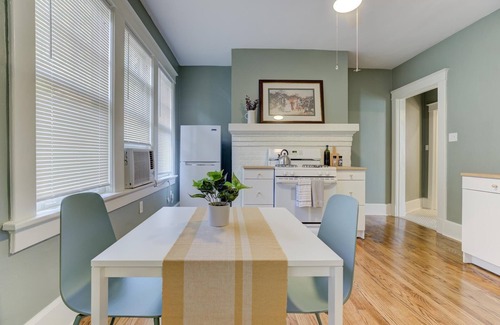 Midtown Apartment | Stylish Classic Apartment in Midtown - Guest Rated 10/10
